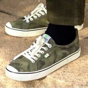 Cariuma OCA Low Camouflage Suede Sneakers Size: 9